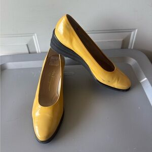 Salvatore Ferragamo yellow patent leather wedge heel shoes size 10 B